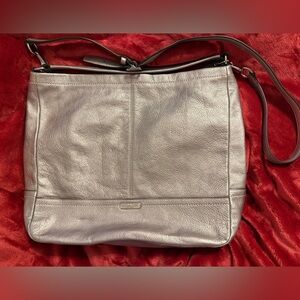 *NWOT* Coach Silver Park Leather Large BOHO Bag with 7” handles & shoulder strap